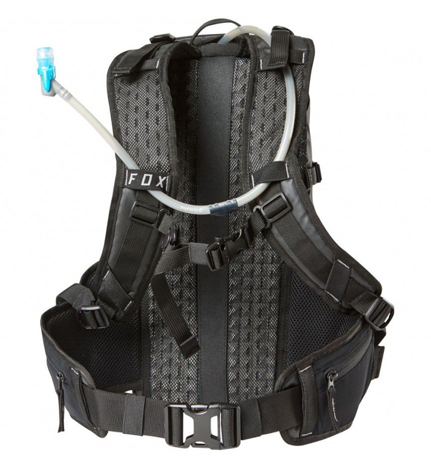 UTILITY HYDRATION PACK- MEDIUM