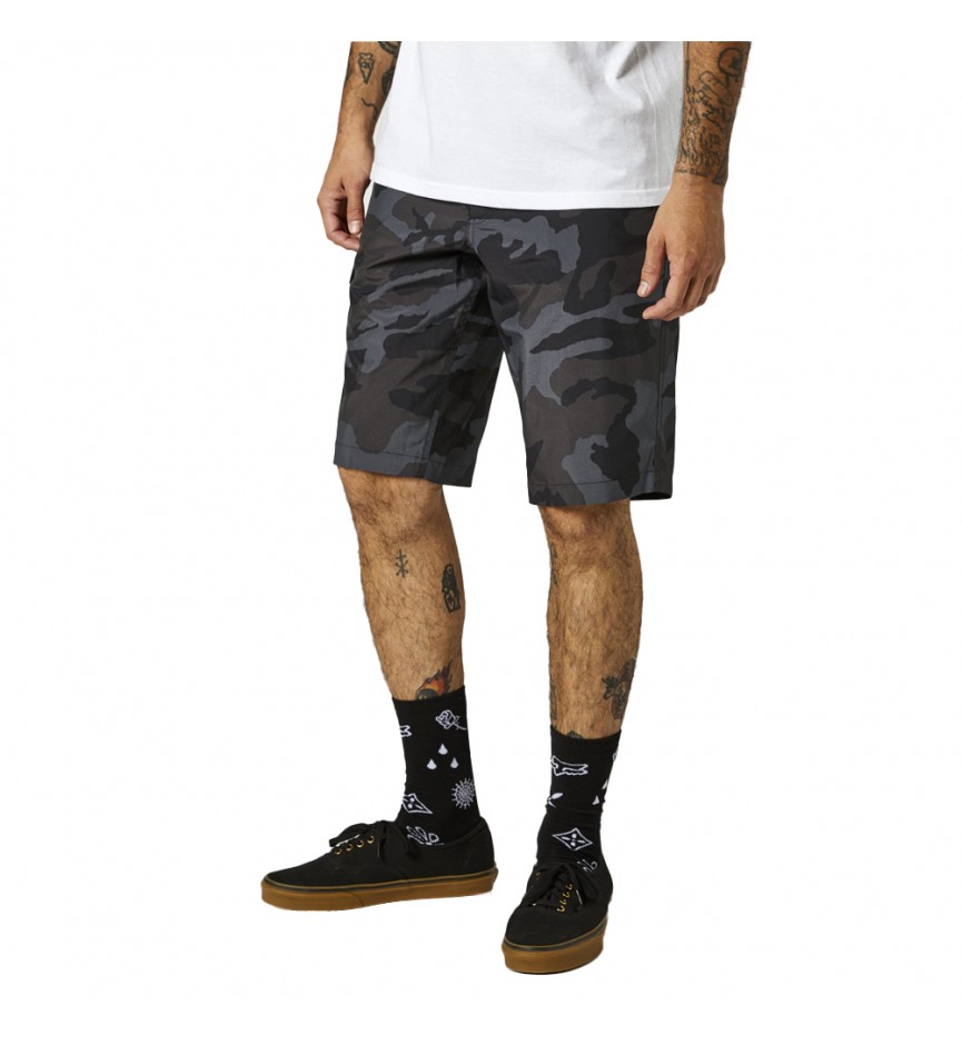 ESSEX TECH PRINT SHORTS