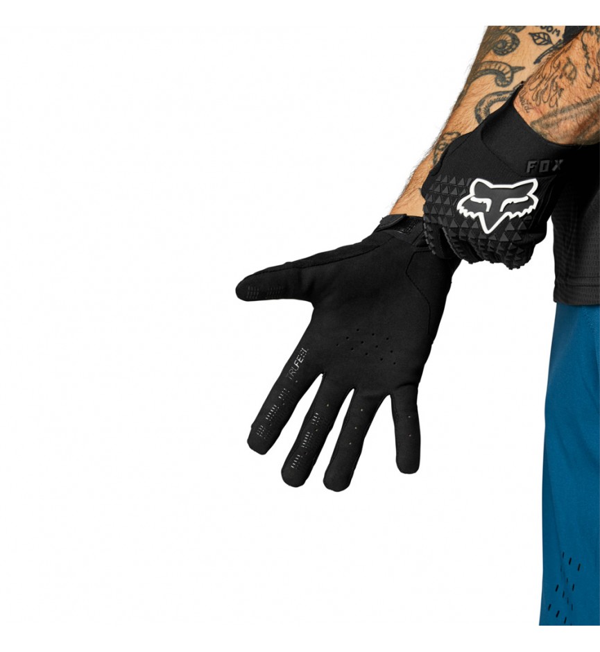 DEFEND GLOVE