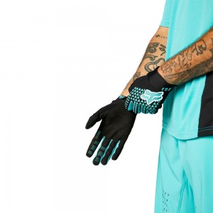 DEFEND GLOVE 2