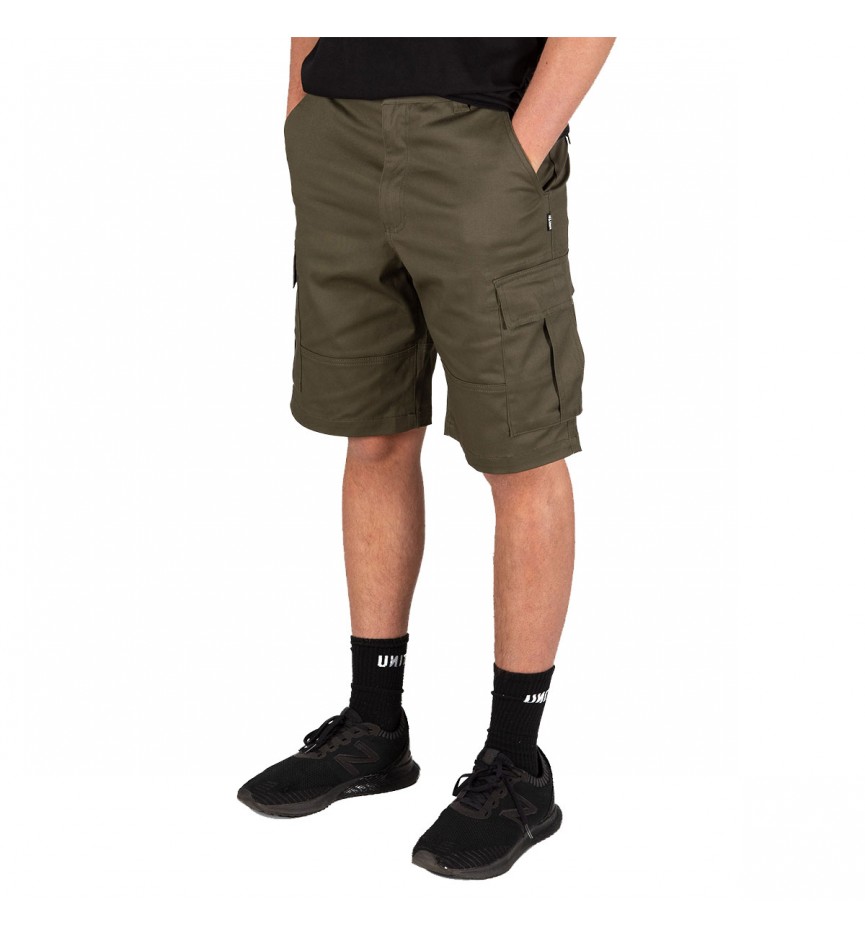UNIT BROADCAST WALKSHORTS