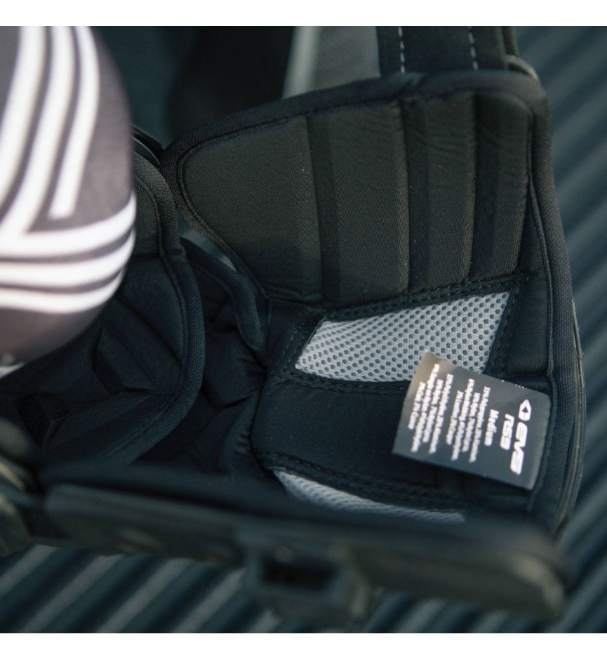 RS9 KNEE BRACE