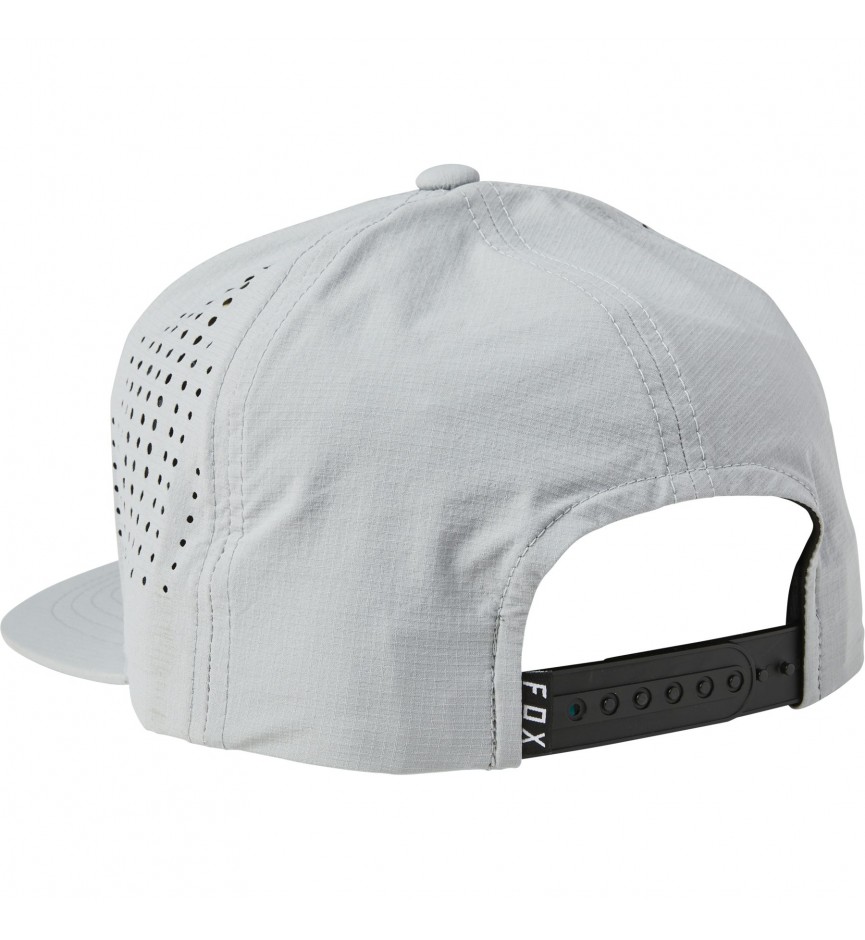 BADGE SNAPBACK HAT