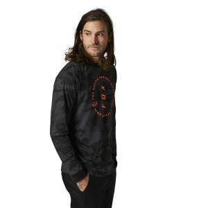 CLEAN UP CAMO LS TECH TEE 2