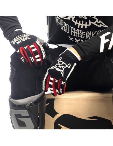 Speed Style Akuma Glove