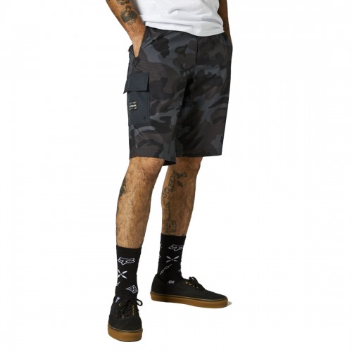 ESSEX TECH PRINT SHORTS