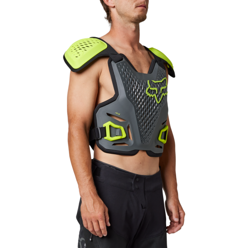 R3 CHEST GUARD