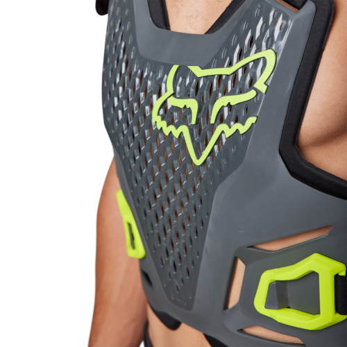R3 CHEST GUARD