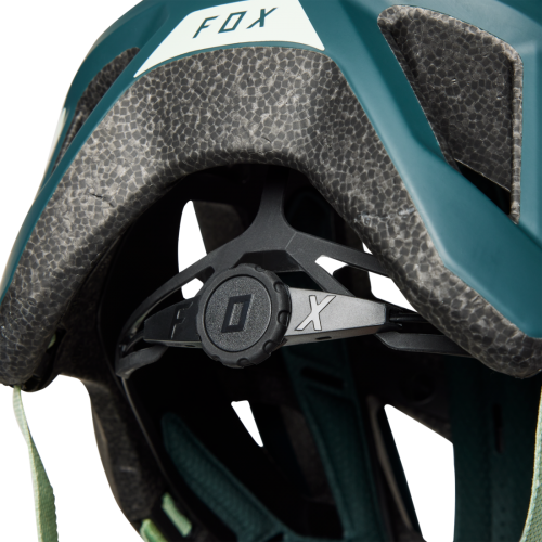 MAINFRAME HELMET MIPS, CE