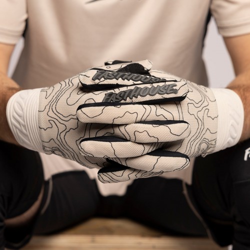 Swift Blitz Glove