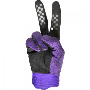Swift Blitz Glove 2