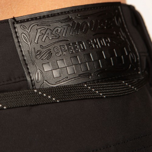 Kicker Short
