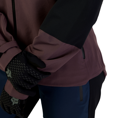 W DEFEND 3L WATER JACKET