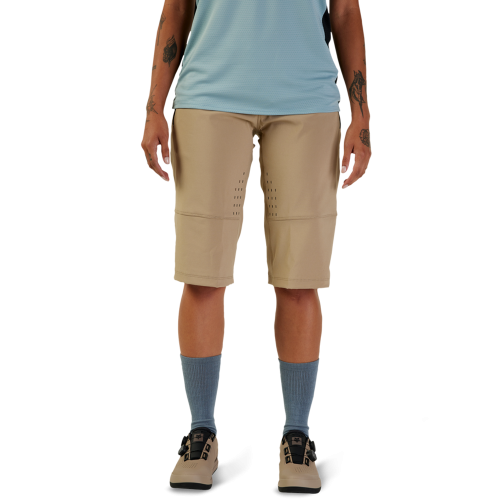W DEFEND SHORT