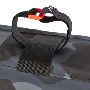 TAILGATE COVER SMALL 2