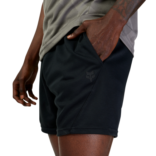 BALANCE FLEECE SHORT