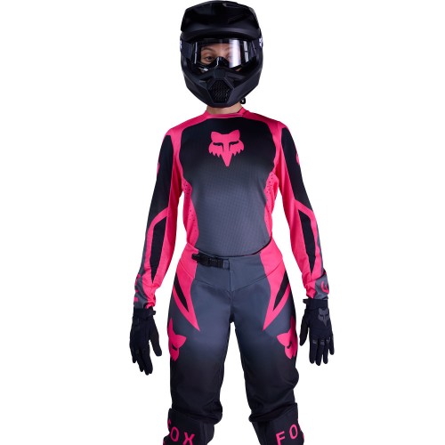WMNS 180 SHIELD