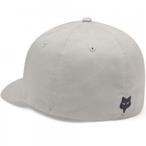BADGE FLEXFIT HAT 2