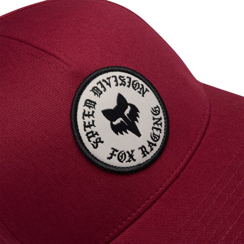 BADGE FLEXFIT HAT