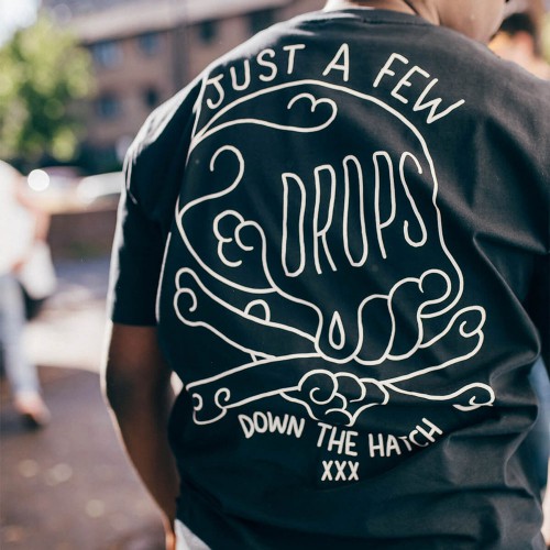 THE DUDES DROPS CLASSIC PREMIUM T-SHIRT