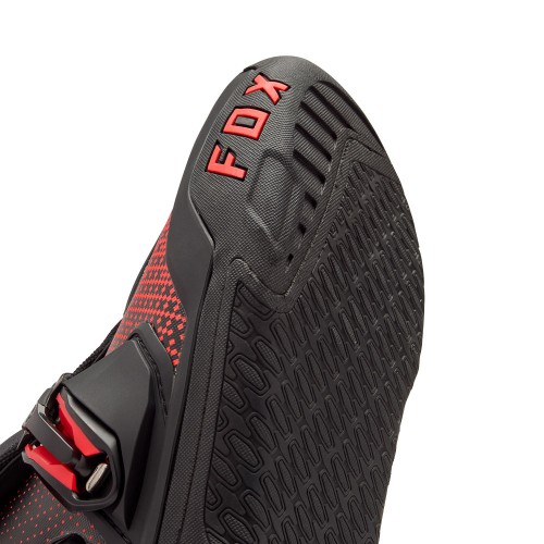 INSTINCT BOOT